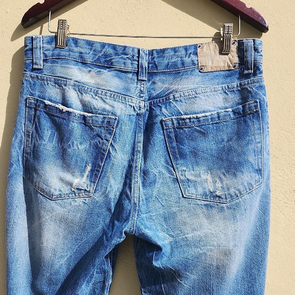 Vtg Made In Italy Distressed Cropped Blue Jeans With Stone Adornments - Picture 9 of 12